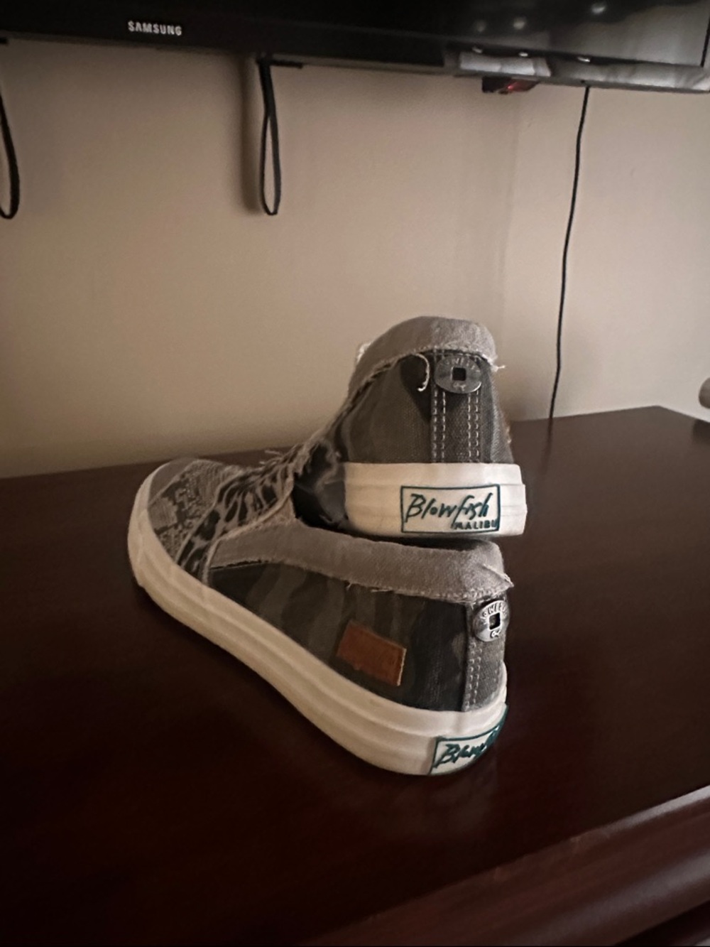 Blowfish women’s size 8 Camo Sneakers with White Soles